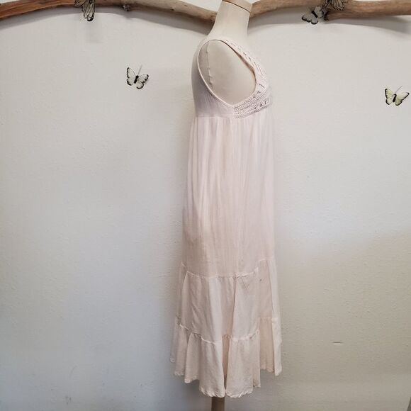 H&M conscious collection pale pink crochet gown - Picture 6 of 8